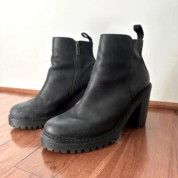 Doc Martens Magdalena Heeled Chelsea Boot